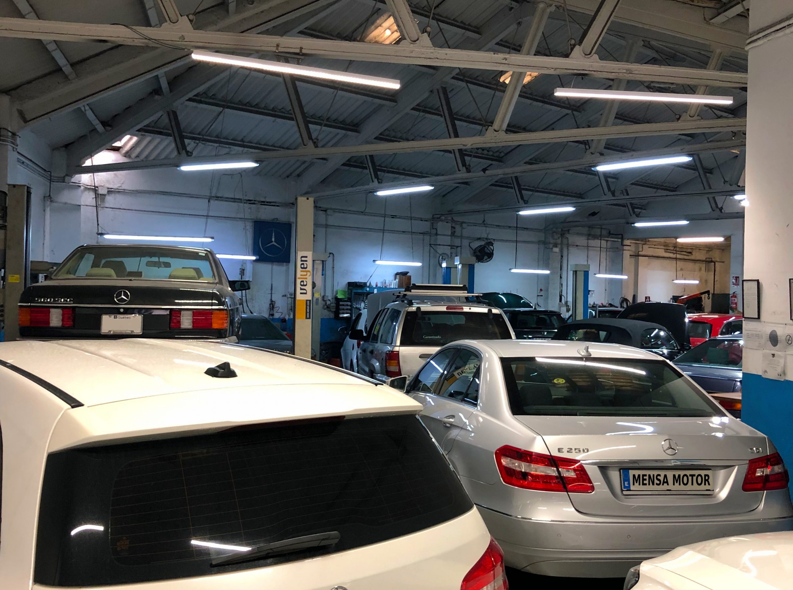 Lee más sobre el artículo Cómo elegir un taller mecánico confiable para tu Mercedes en Barcelona